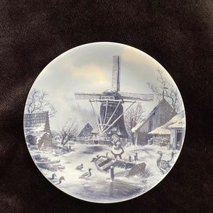 Dutch delft plate Winter scene